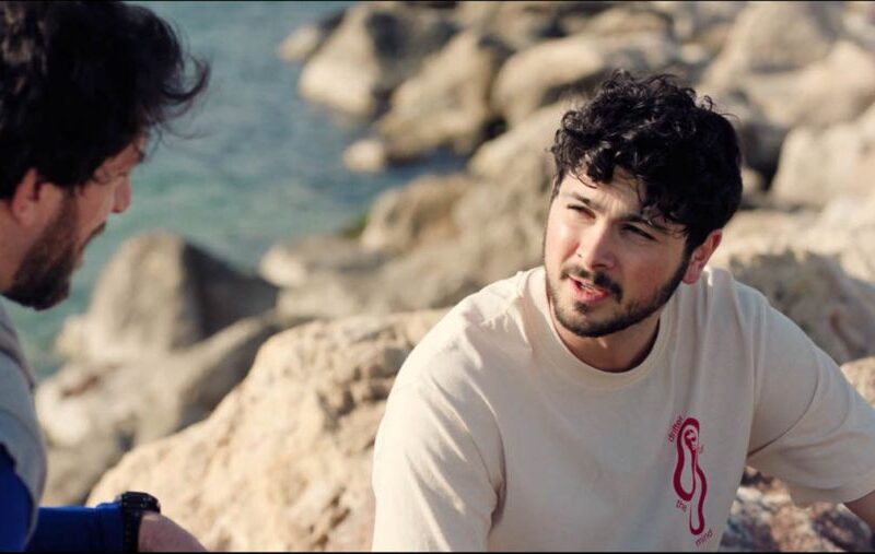 Plus belle la vie (spoiler) : Steve va-t-il mourir pour sauver la vie de son père ?